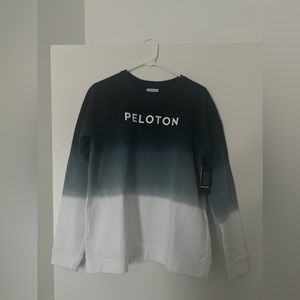 Peloton crew sweater size M